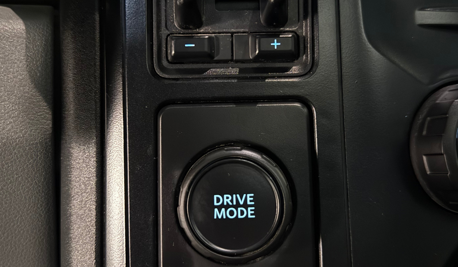 Ford F-450 7.3 XL AUTO Pickup 2023