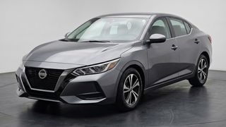 Nissan • Sentra