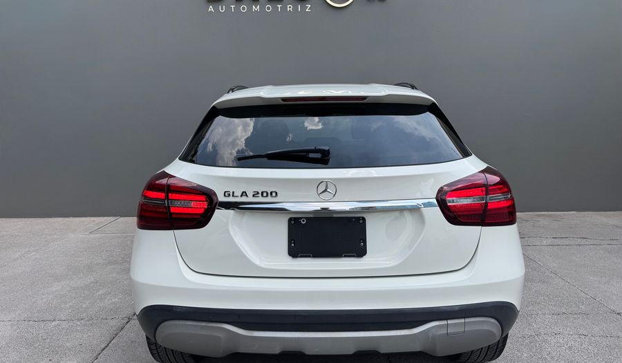 Mercedes Benz Clase Gla 1.6 GLA 200 SPORT DCT Suv 2018