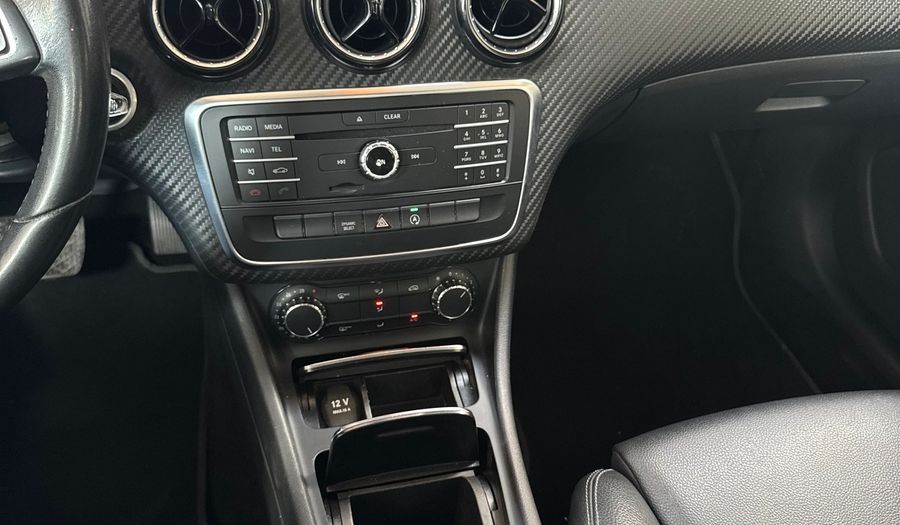 Mercedes Benz Clase Gla 1.6 GLA 200 SPORT DCT Suv 2018