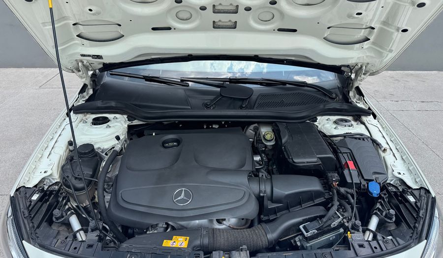 Mercedes Benz Clase Gla 1.6 GLA 200 SPORT DCT Suv 2018