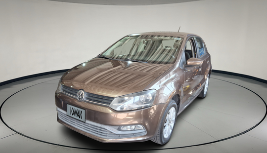 Volkswagen • Polo