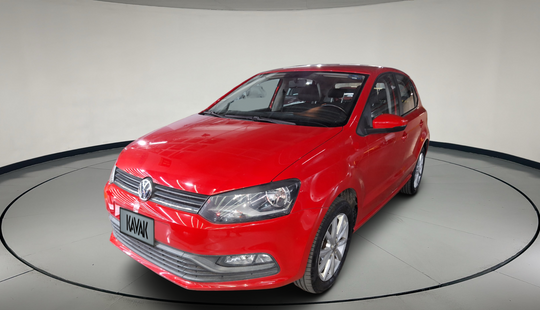 Volkswagen • Polo