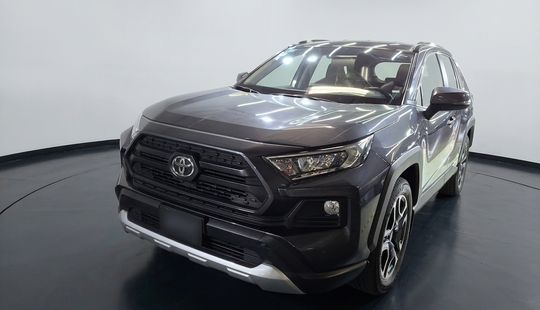 Toyota • RAV4