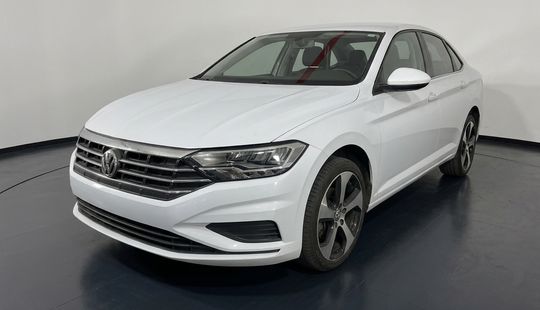 Volkswagen • Jetta