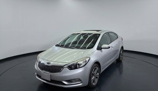 2016 • 71,598 km • Automático