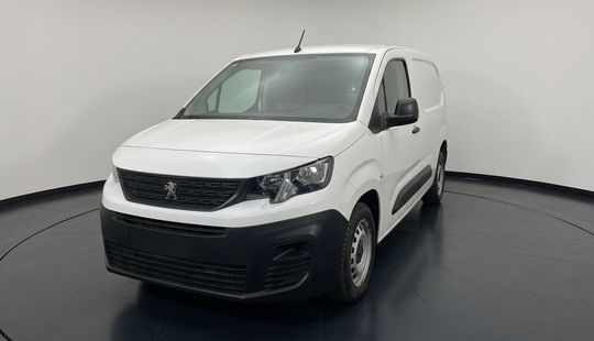 Peugeot • Partner