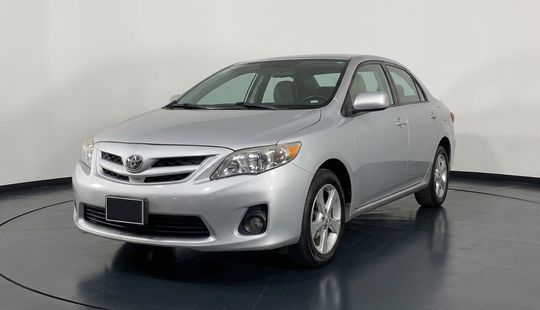 Toyota • Corolla