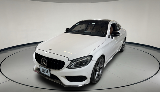 Mercedes Benz • Clase C