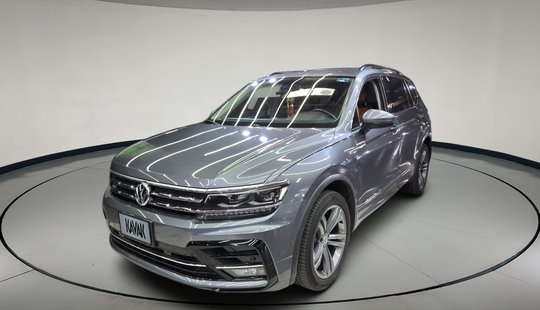 Volkswagen • Tiguan