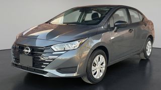 Nissan • Versa