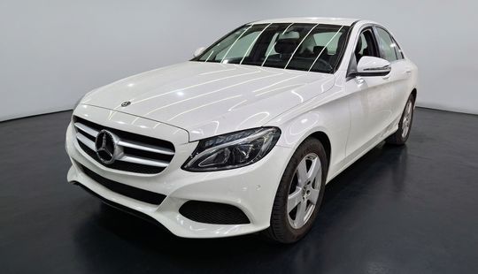 Mercedes Benz • Clase C
