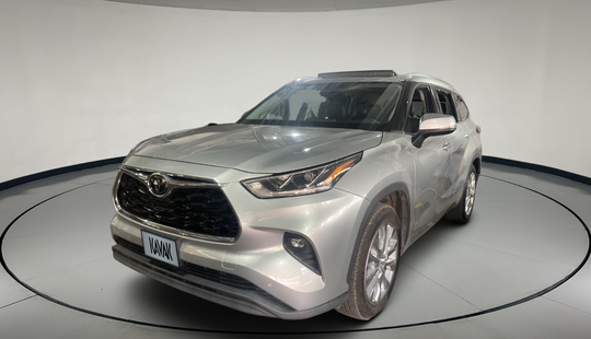 Toyota • Highlander