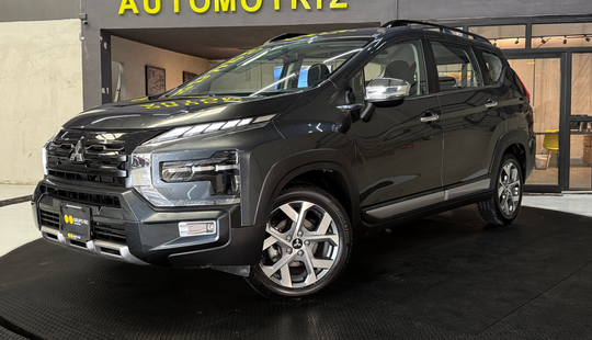 Mitsubishi • Xpander