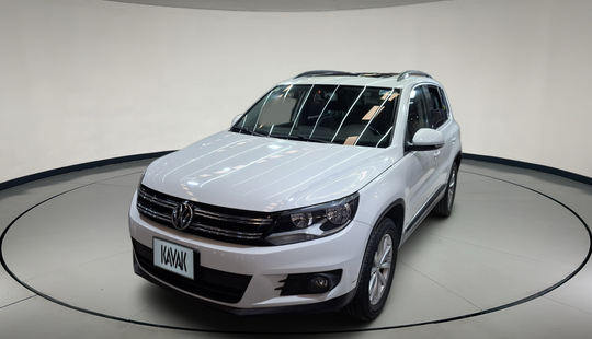 Volkswagen • Tiguan