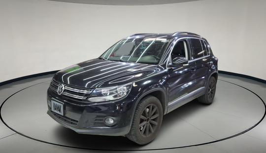 Volkswagen • Tiguan