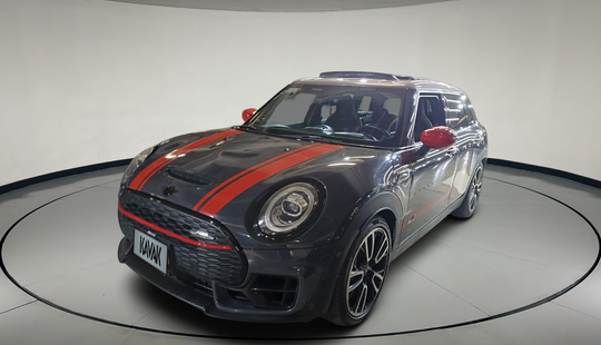 Mini • Clubman