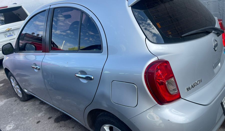 Nissan March 1.6 ADVANCE AT Hatchback 2017