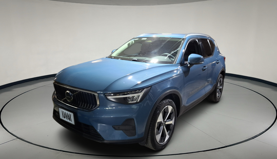 Volvo • XC40