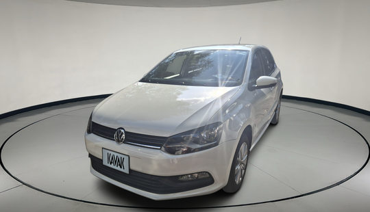 Volkswagen • Polo