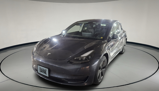 Tesla • Model 3