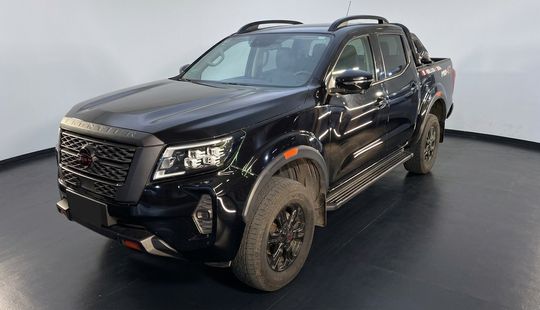 Nissan • Frontier