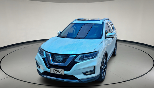 Nissan • X-Trail