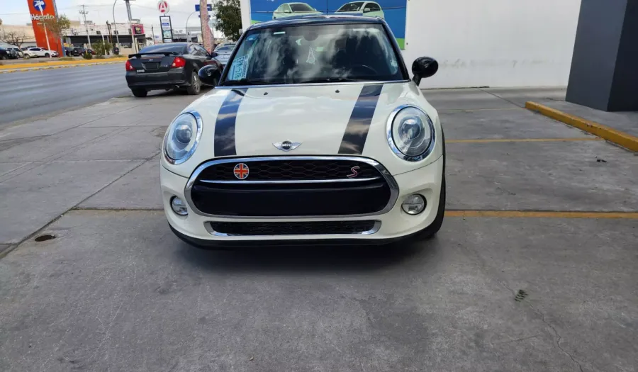 Mini Cooper 1.5 COOPER CHILI AT Hatchback 2016