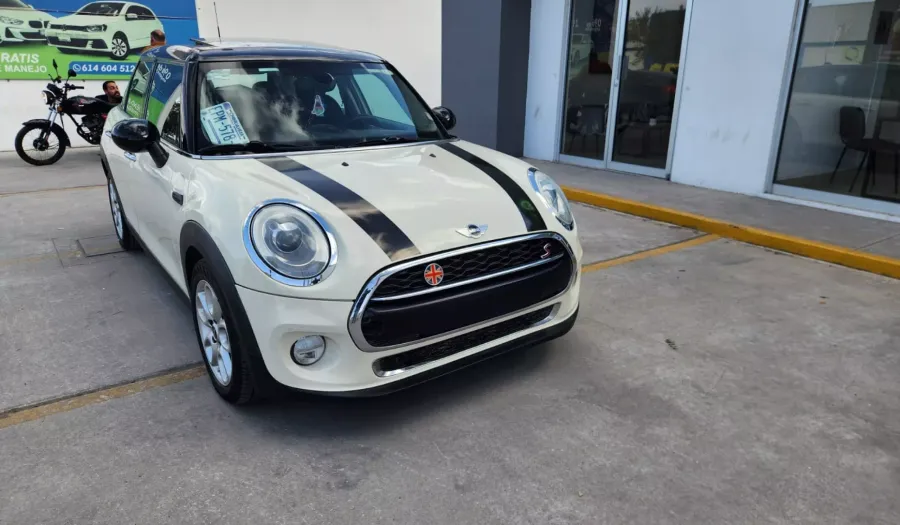Mini Cooper 1.5 COOPER CHILI AT Hatchback 2016