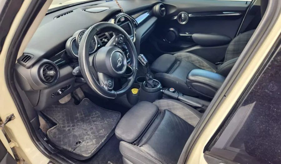 Mini Cooper 1.5 COOPER CHILI AT Hatchback 2016