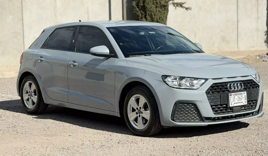 Audi A1 1.0 SB 30 TFSI URBAN DCT Hatchback 2022