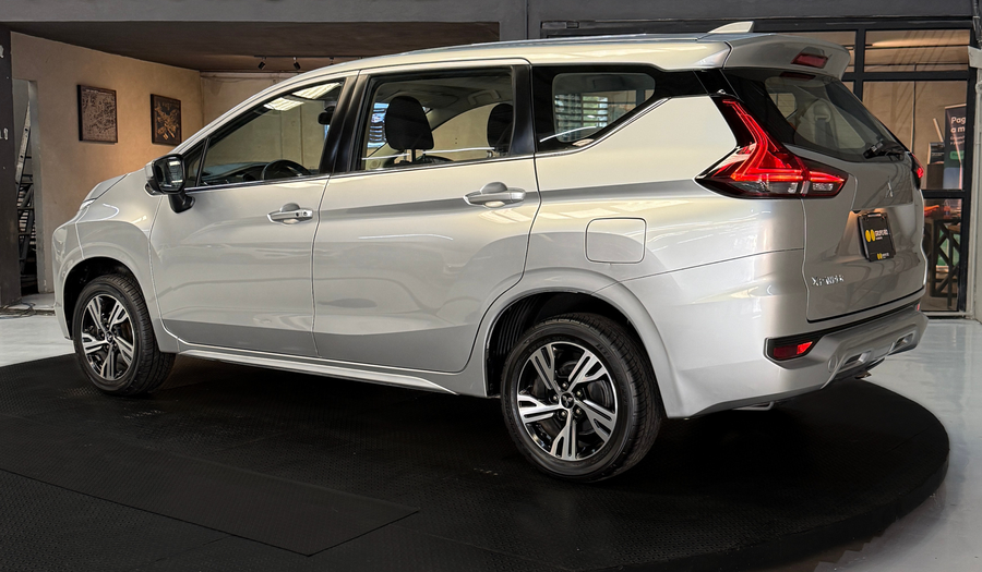 Mitsubishi Xpander 1.5 GLS AUTO Minivan 2022