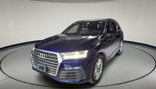Audi • Q7