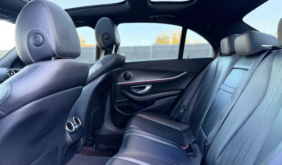 Mercedes Benz Clase E 2.0 250 AVANTGARDE AUTO Sedan 2019