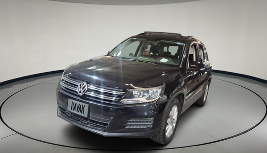 Volkswagen • Tiguan