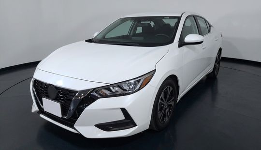 Nissan • Sentra