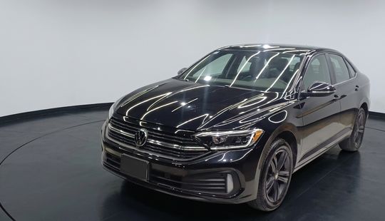 Volkswagen • Jetta