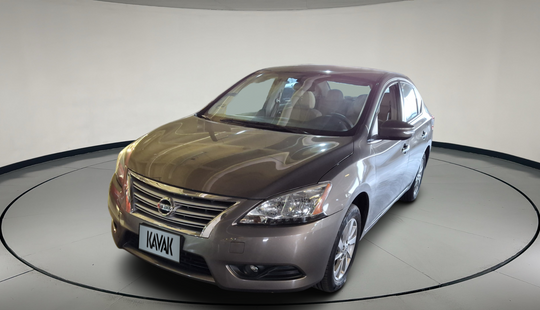 Nissan • Sentra