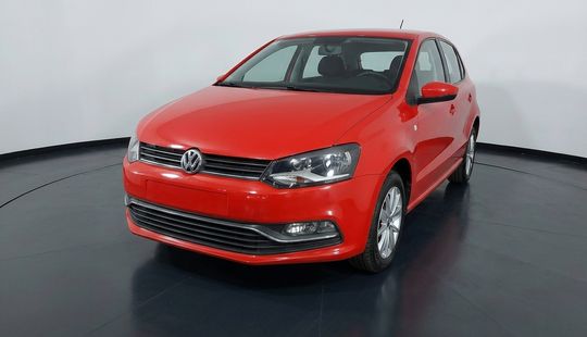Volkswagen • Polo