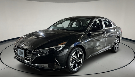 Hyundai • Elantra