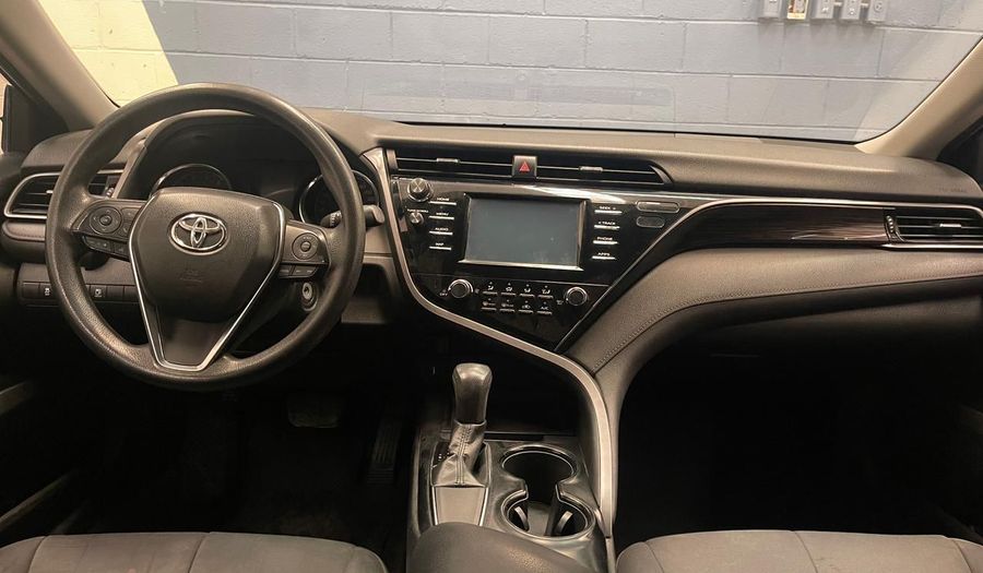 Toyota Camry 2.5 LE AUTO Sedan 2019