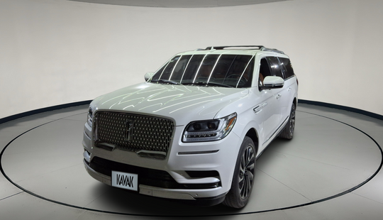 Lincoln • Navigator