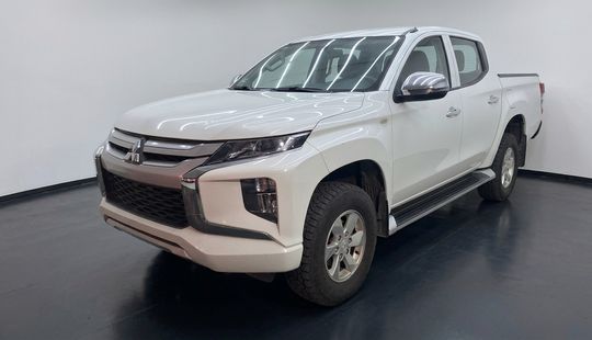 Mitsubishi • L200