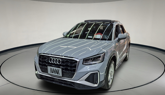 Audi • Q2