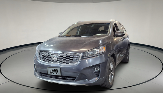 Kia • Sorento