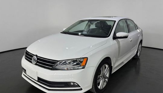Volkswagen • Jetta