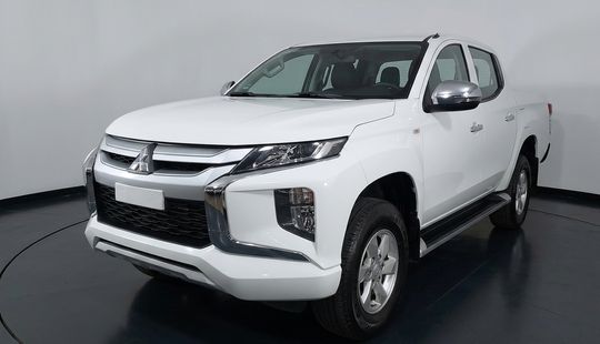 Mitsubishi • L200