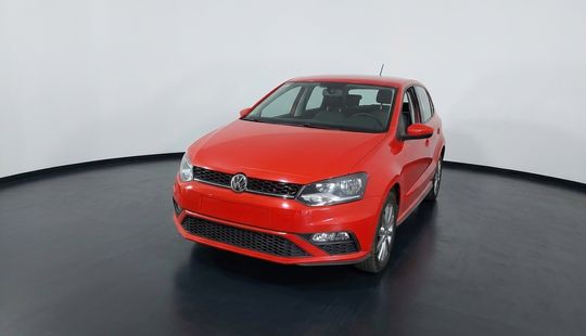 2021 • 62,000 km • Manual