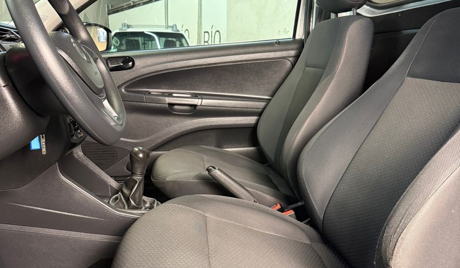 Volkswagen Saveiro 1.6 ROBUST CABINA SENCILLA Pickup 2023