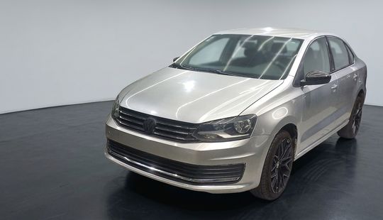 Volkswagen • Vento